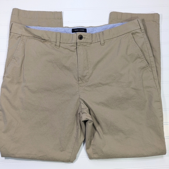 Tommy Hilfiger Slim Fit Chino - Picture 2 of 5